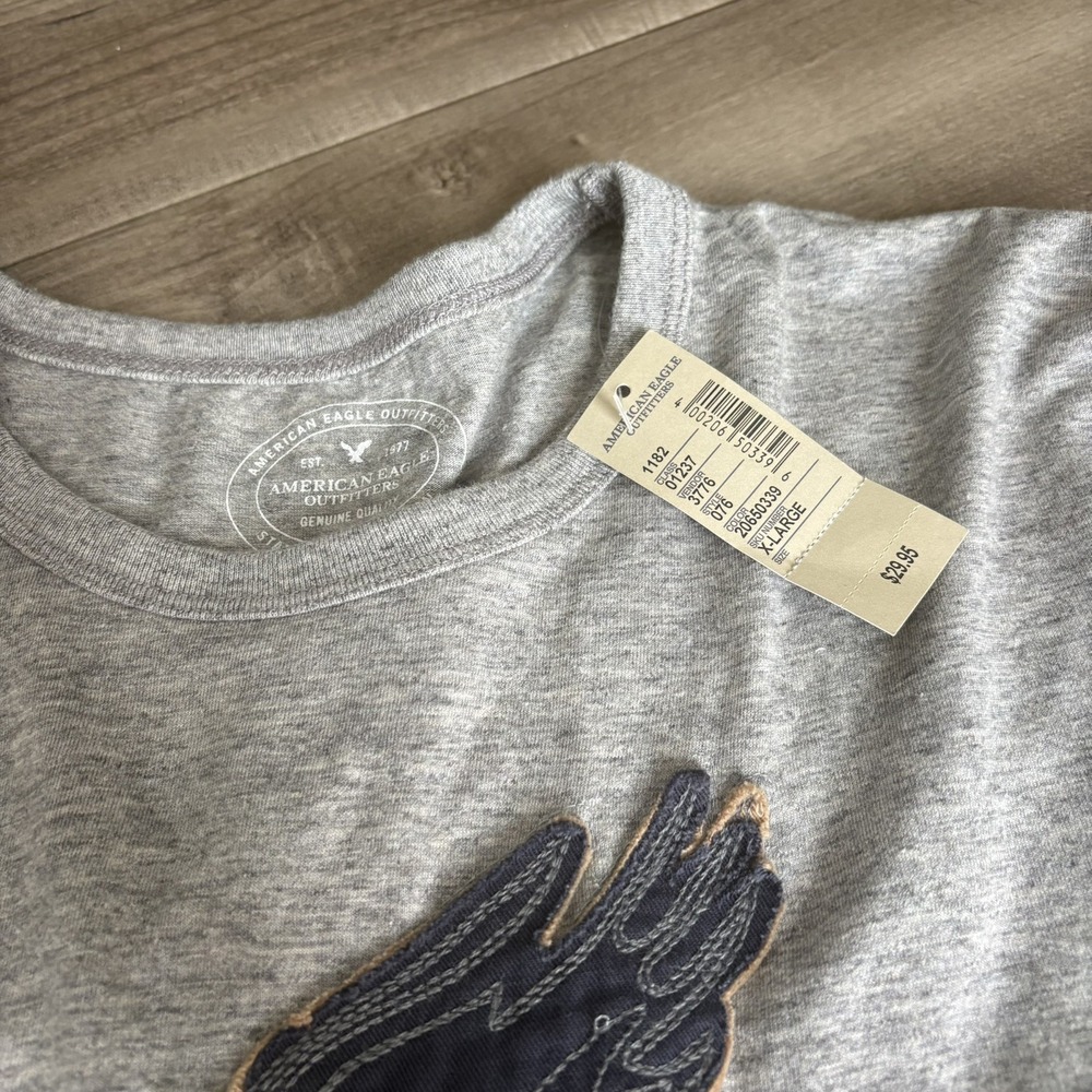 American Eagle Outfitters Mens NWT Gray Long Sleeve T Shirt Distressed Eagle XL - Picture 3 of 6